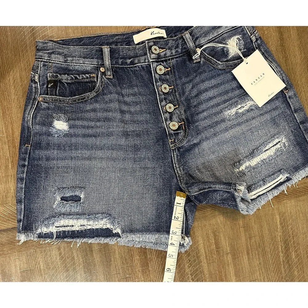 NWT KANCAN Ivy High Rise Button Fly Mom Jean Shorts Distressed Frayed Size 11/29